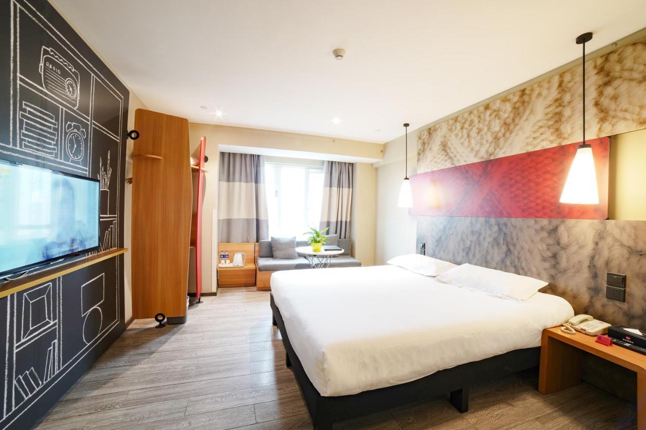 Ibis Chengdu West Jingcui Road Hotel Exterior photo